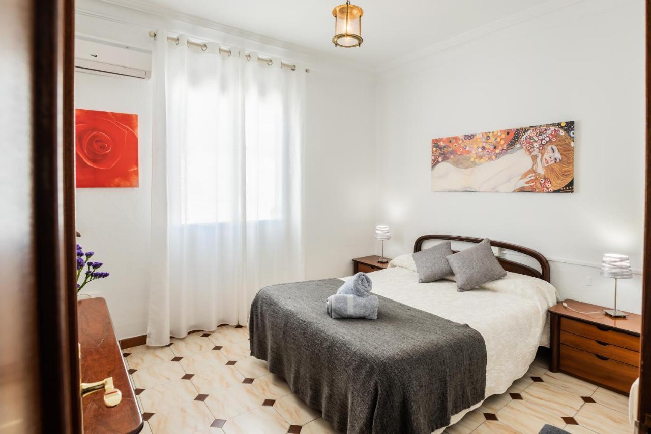Apartamento Triana Los Remedios Sevilla Dış mekan fotoğraf